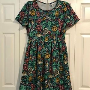 XL Stretchy LuLaroe Amelia Dress with Pockets